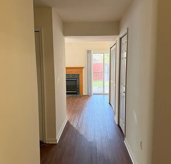 8707 Farnham Way — Photo 6