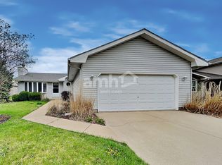 6603 Adamic Ln, Plainfield, IL 60586