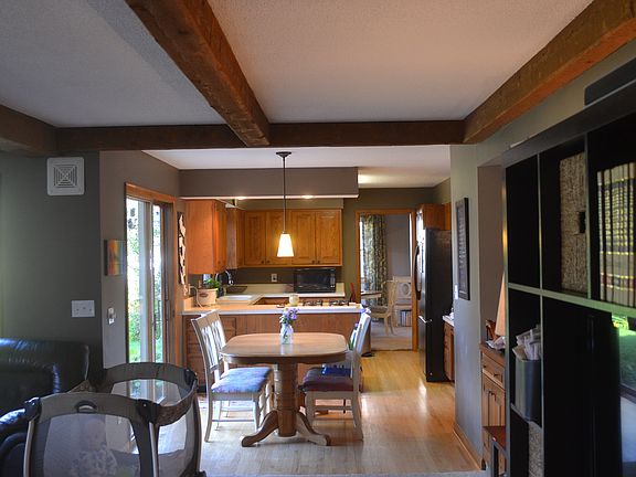Fam Rm open to kitchen