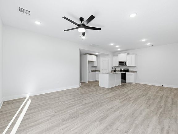 5th image of 602 Briarbrook Ln