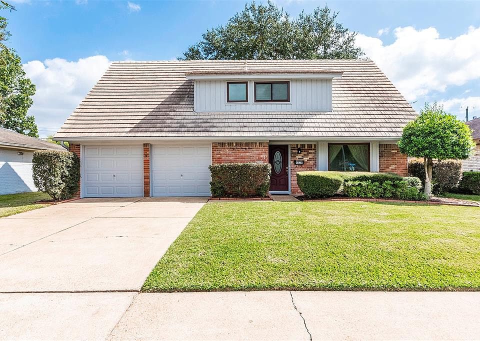 1st image of 4529 College Park Dr