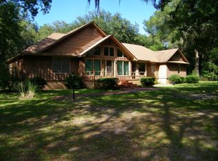 358 Lakeside Dr, Douglas, GA 31533