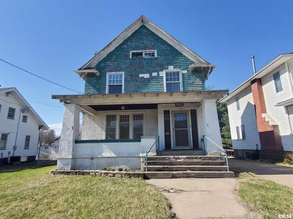 912 Cedar St, Muscatine, IA 52761