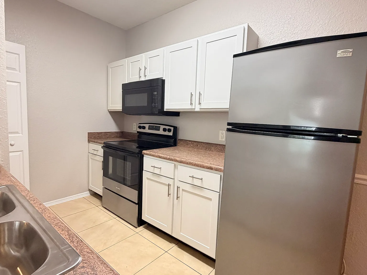 16561 Enclave Village Dr — Photo 3