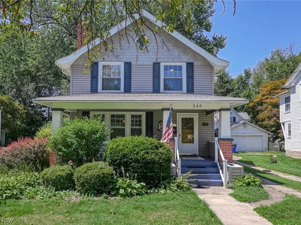 246 Lawrence St, Ravenna, OH 44266
