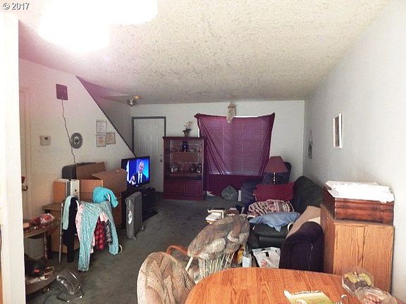 2nd image of 8904 NE 15th Ave