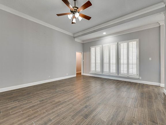 4th image of 5804 Cranston Pl