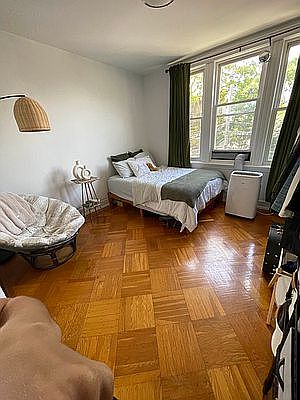 4th image of 21-73 19th St #2F