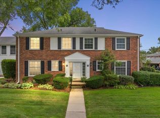 601 Notre Dame St, Grosse Pointe, MI 48230