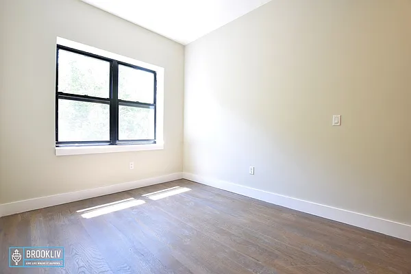 Rented by null | media 5