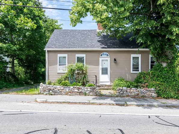661 Washington St, Coventry, RI 02816