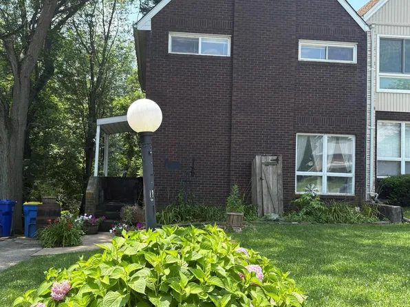 3115 Equinox Rd, Dover, PA 17315