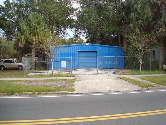 2nd image of 1109 S Sanford Ave