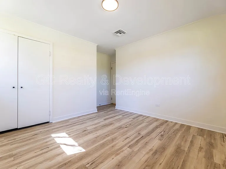 111 Nashua St — Photo 13