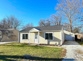 209 Connecticut St, Washington, IL 61571