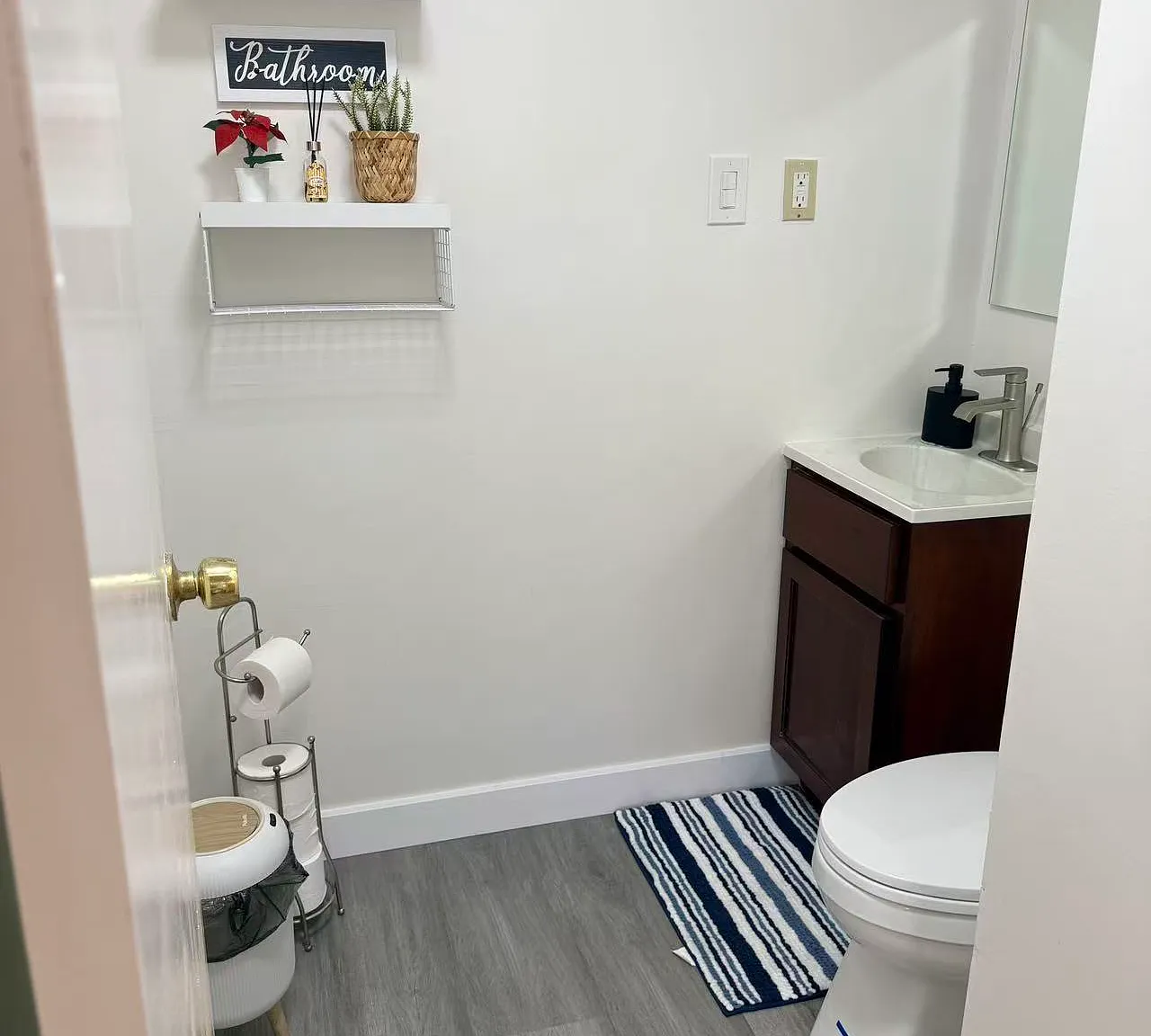 3 bed, 1.5 bath, 1200 sqft, $3,200 — Photo 4