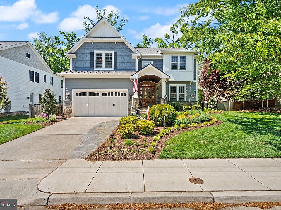 1st image of 121 Tapawingo Rd SW