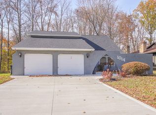 1014 Fireside Dr, Brunswick, OH