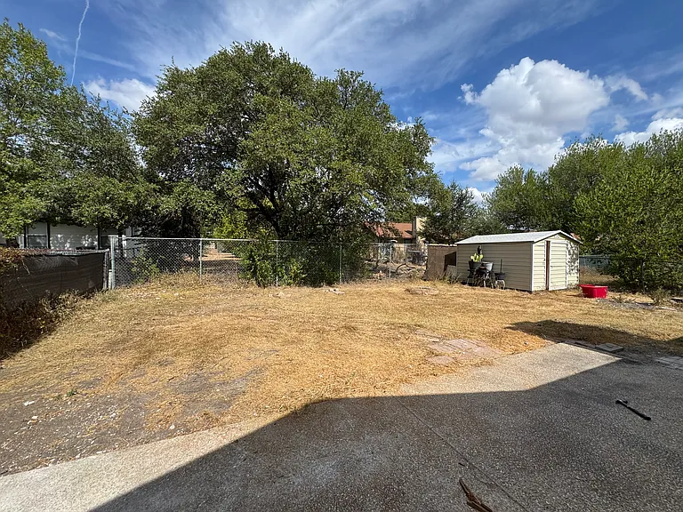 313 Renee Dr — Photo 18