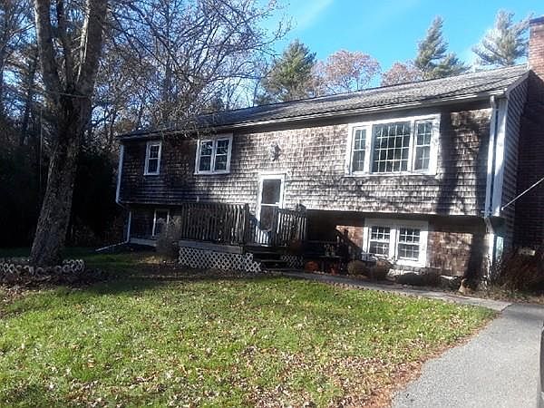2nd image of 123 Pine St