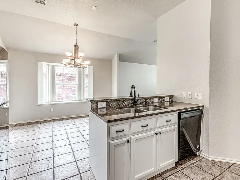 21862 Meadow Mist Ct — Photo 13