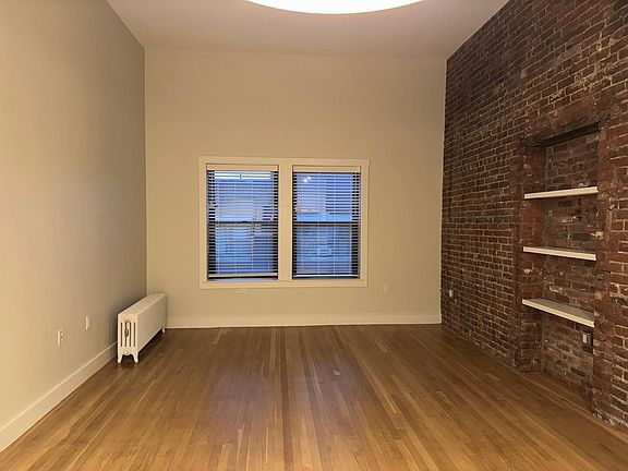 5th image of 9 Sewall Ave #300