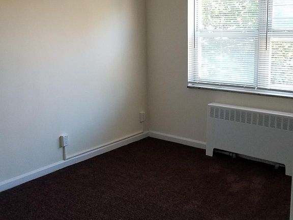 3rd image of 62 Hart Blvd Floor 2