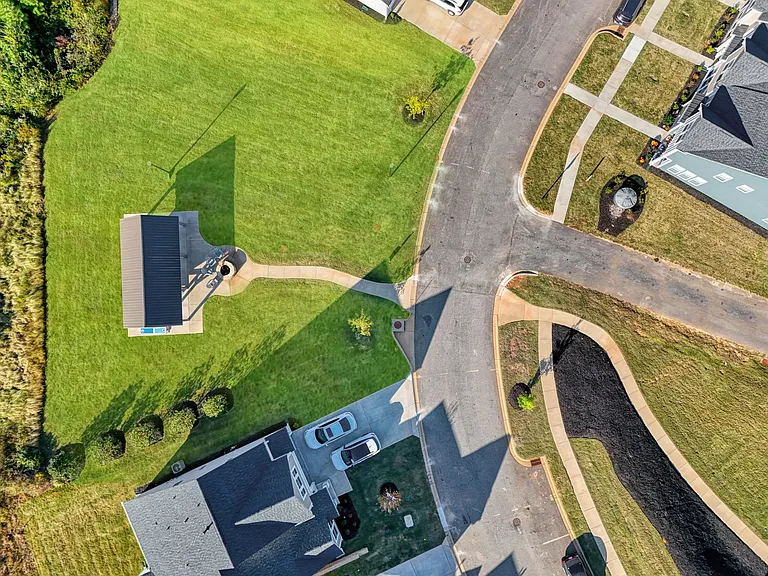 207 Dalmatian Dr — Photo 24