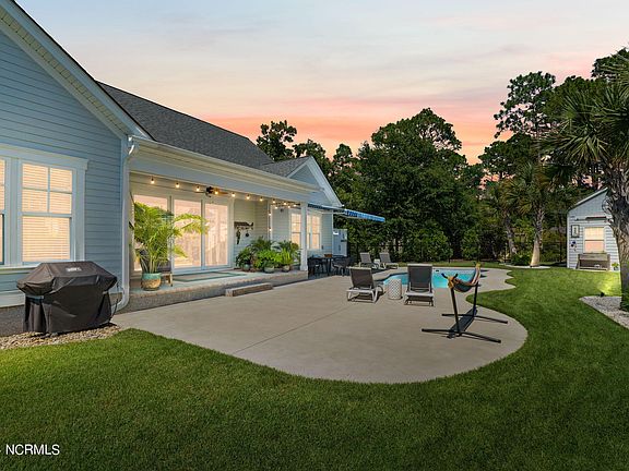 4th image of 191 Gentle Breeze Court