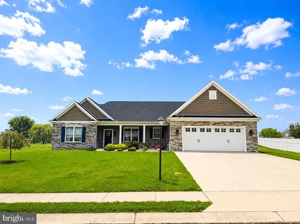 15 Onyx Rd, New Oxford, PA 17350