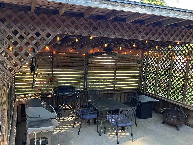 209 Country Club Dr — Photo 17