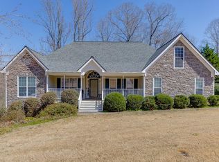 5559 River Valley Way, Flowery Branch, GA 30542