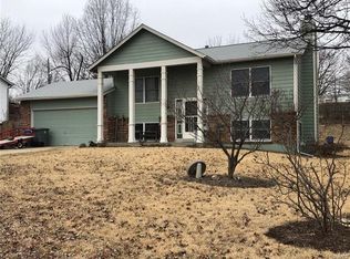 12 W Park Dr, O Fallon, MO 63366