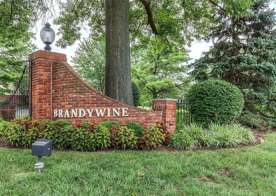 1st image of 1511 Hampton Hall Dr APT 2