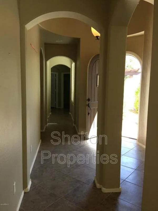 3 bed, 2.0 bath, 1760 sqft, $2,595 — Photo 4