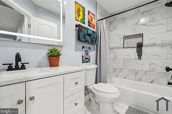 5 bed, 2000 sqft, $2,950 — Photo 3