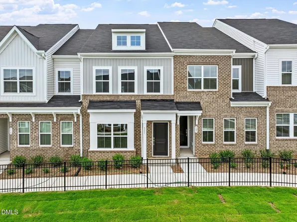 111 Flowering Maple Way #283, Garner, NC 27529