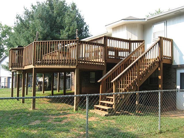 2nd image of 907 Griselda Dr