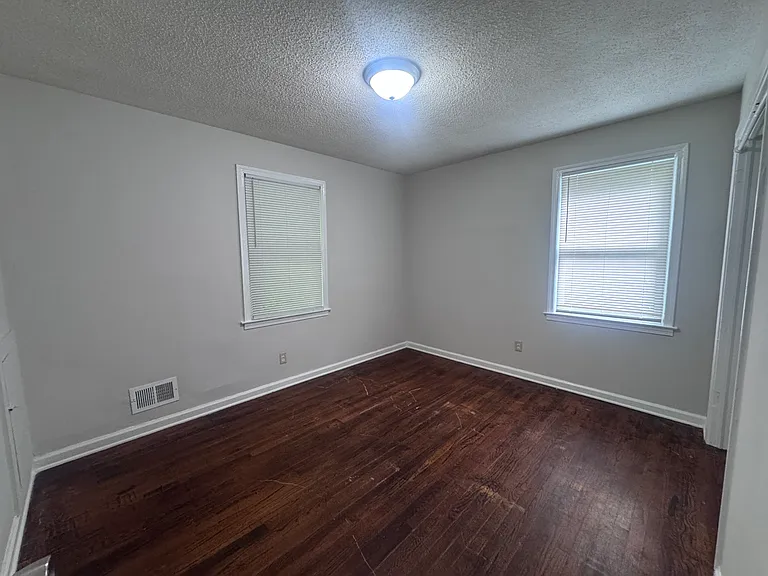 401 Beaverbrook Dr — Photo 12