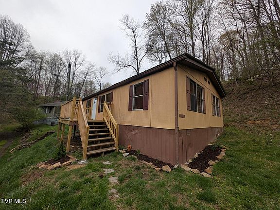 4th image of 155 Watauga Cir