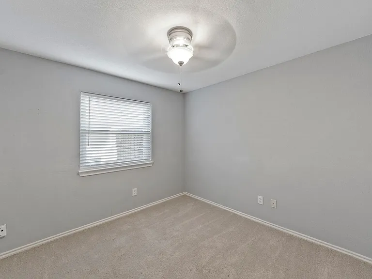 128 Overbrook Dr — Photo 28
