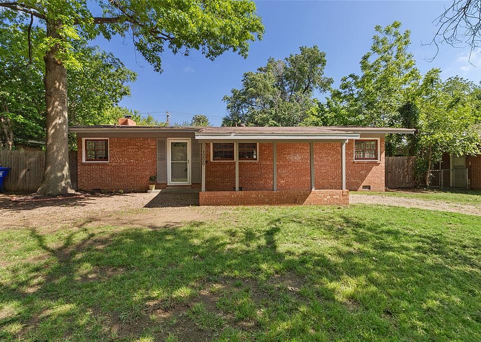 1st image of 1229 Leslie Ln