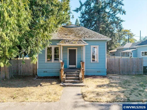 1374 Tripp St SE, Salem, OR 97302