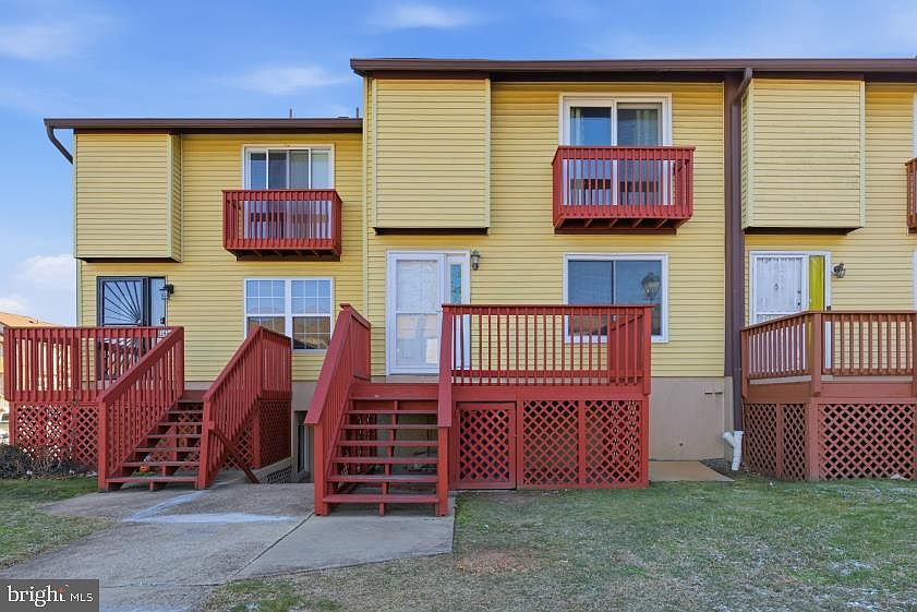 1st image of 11440 Laurelwalk Dr #76