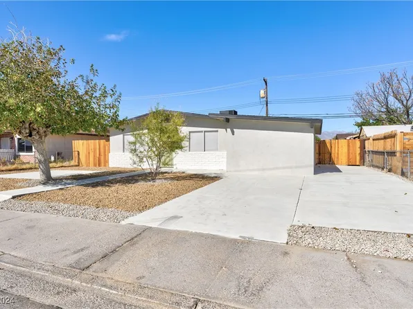 2417 North St, North Las Vegas, NV 89030