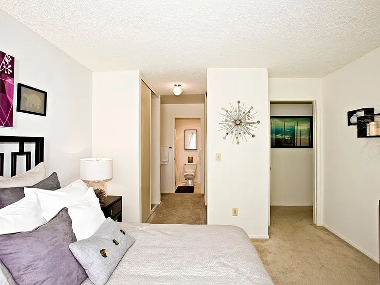 Bedroom with carpeted flooring