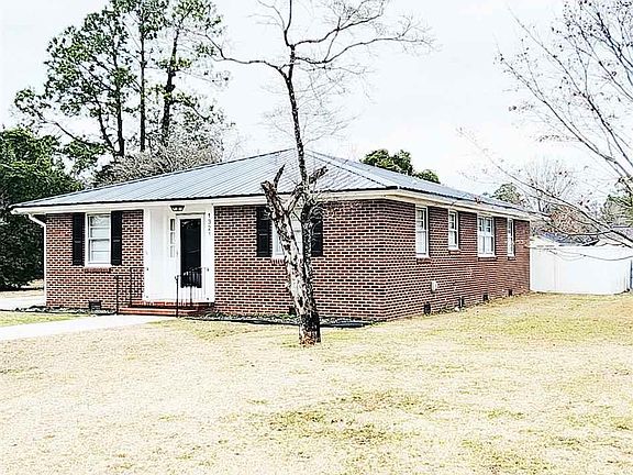 3rd image of 1321 E Washington St