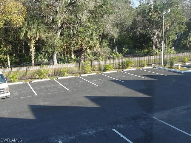 2 bed, 912 sqft, $1,450 — Photo 2