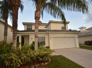 6845 Hendry Dr, Lake Worth, FL 33463