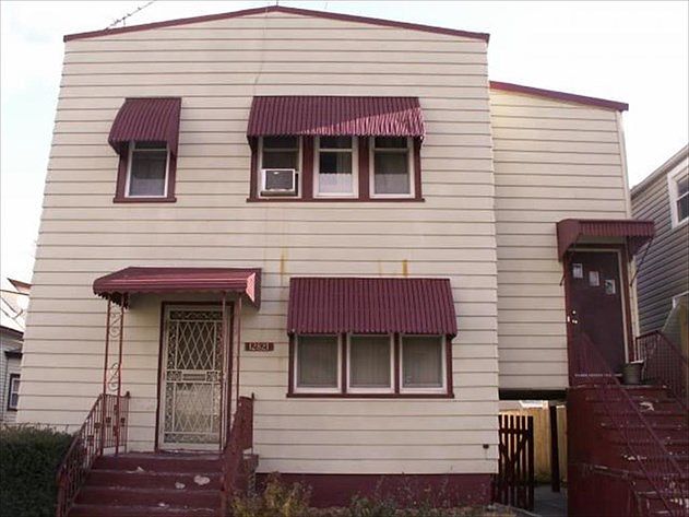 1st image of 12821 Hoyne Ave